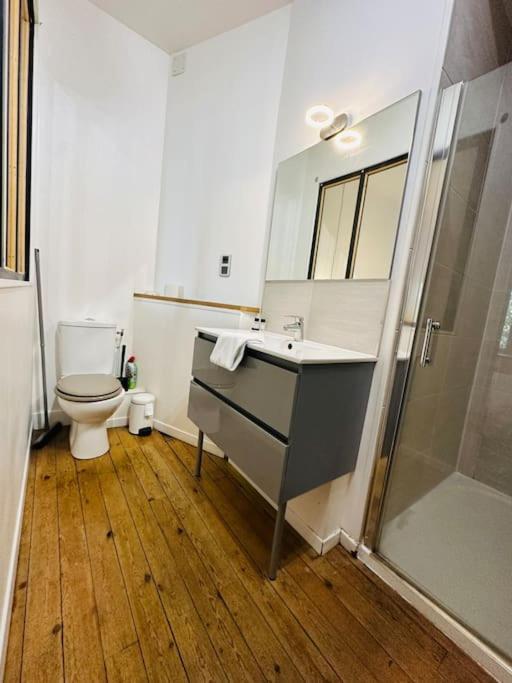 Standing Apartment T2 Near The Train Station And Tours Exterior foto
